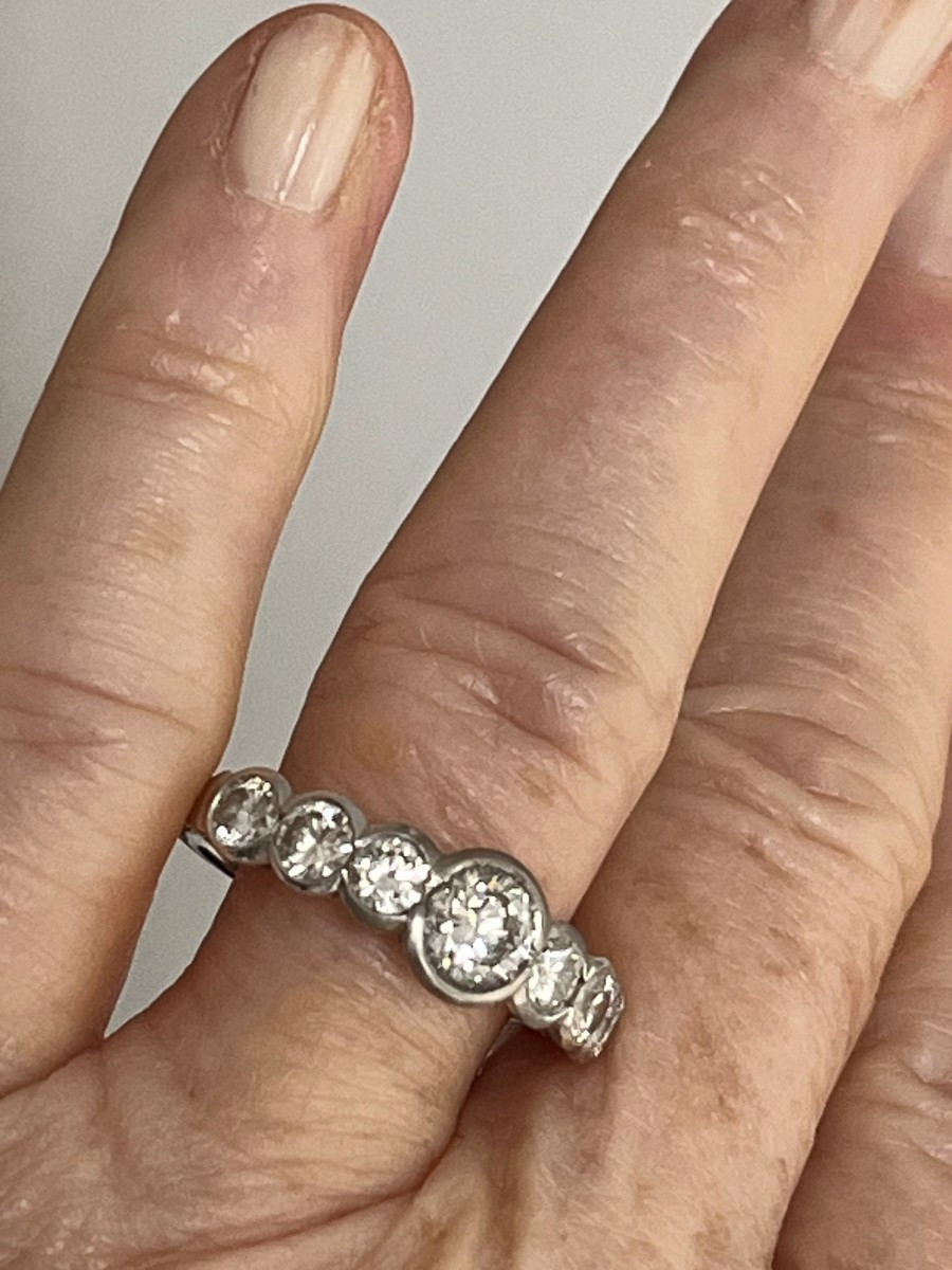 7335b- Bague Vintage Or Gris Diamants (0,71 ct au centre)-photo-1