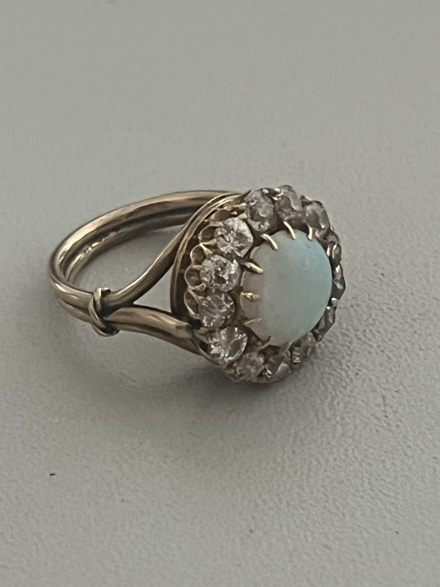 6890 - Antique Yellow Gold Opal And Diamond Ring-photo-3