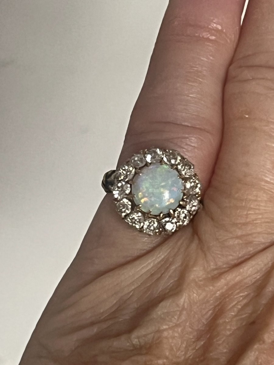 6890 - Antique Yellow Gold Opal And Diamond Ring-photo-4