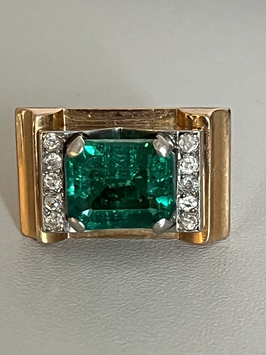 7285 - Yellow Gold Signet Ring With Green Stone And Diamonds-photo-1