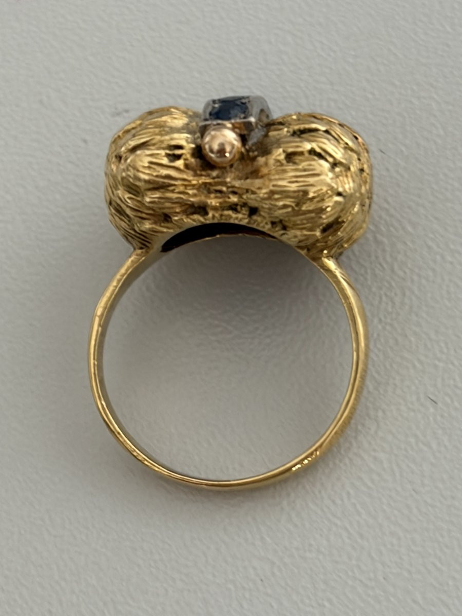 7422 - Bague Vintage Or Jaune Ciselé Saphirs-photo-4