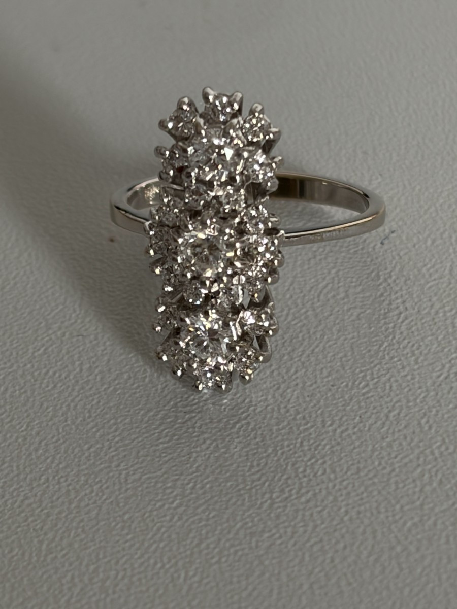7423 - Bague Vintage Or Gris Diamants