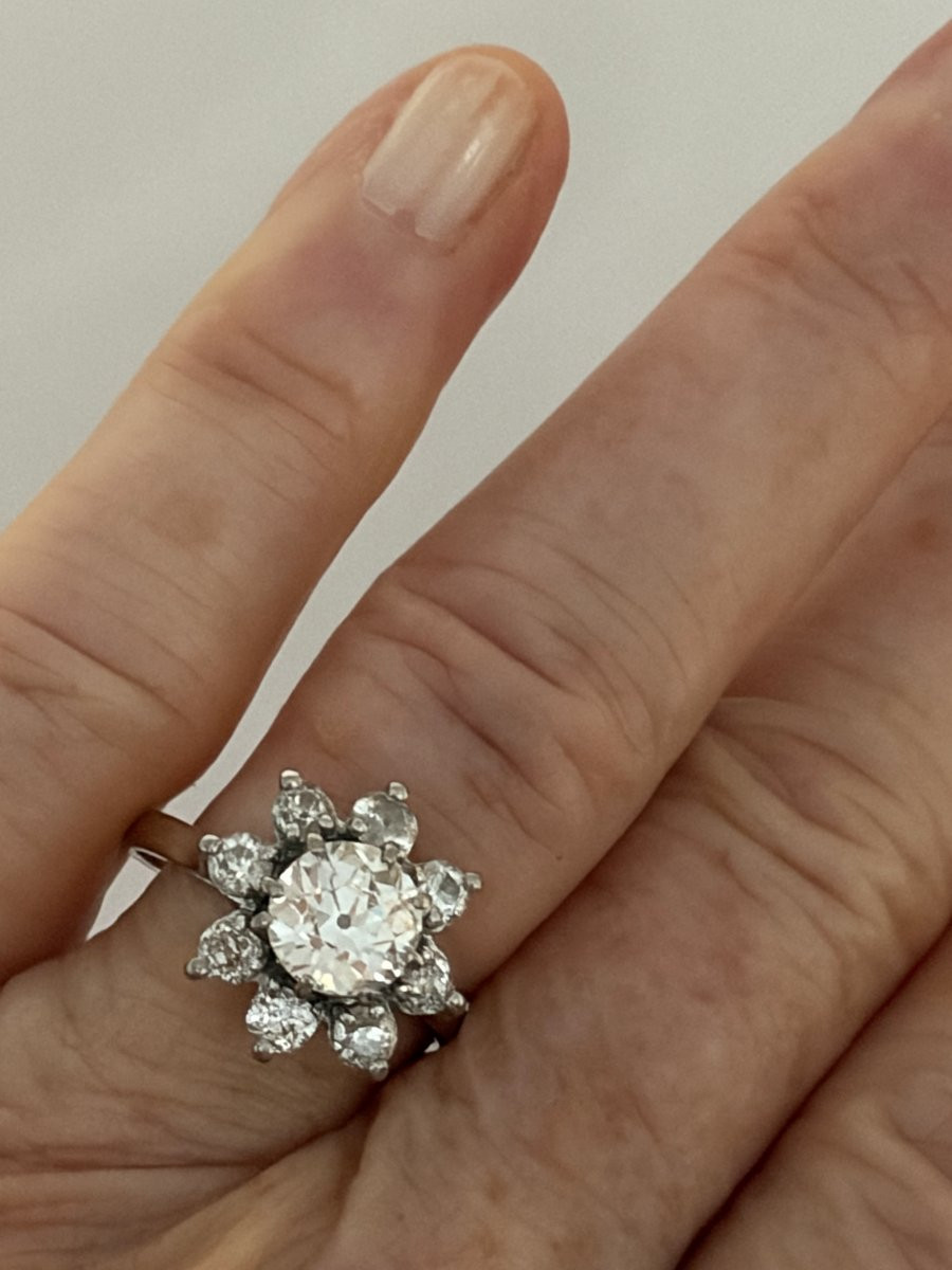 7485 - Bague Marguerite Or Gris Diamants (1,30 ct au centre)-photo-2