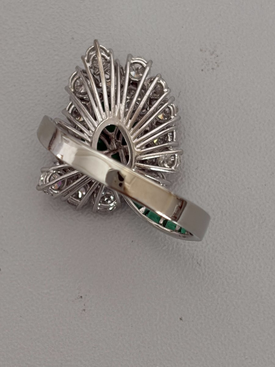 7458 - Bague Cocktail Or Gris Emeraudes Diamants-photo-2