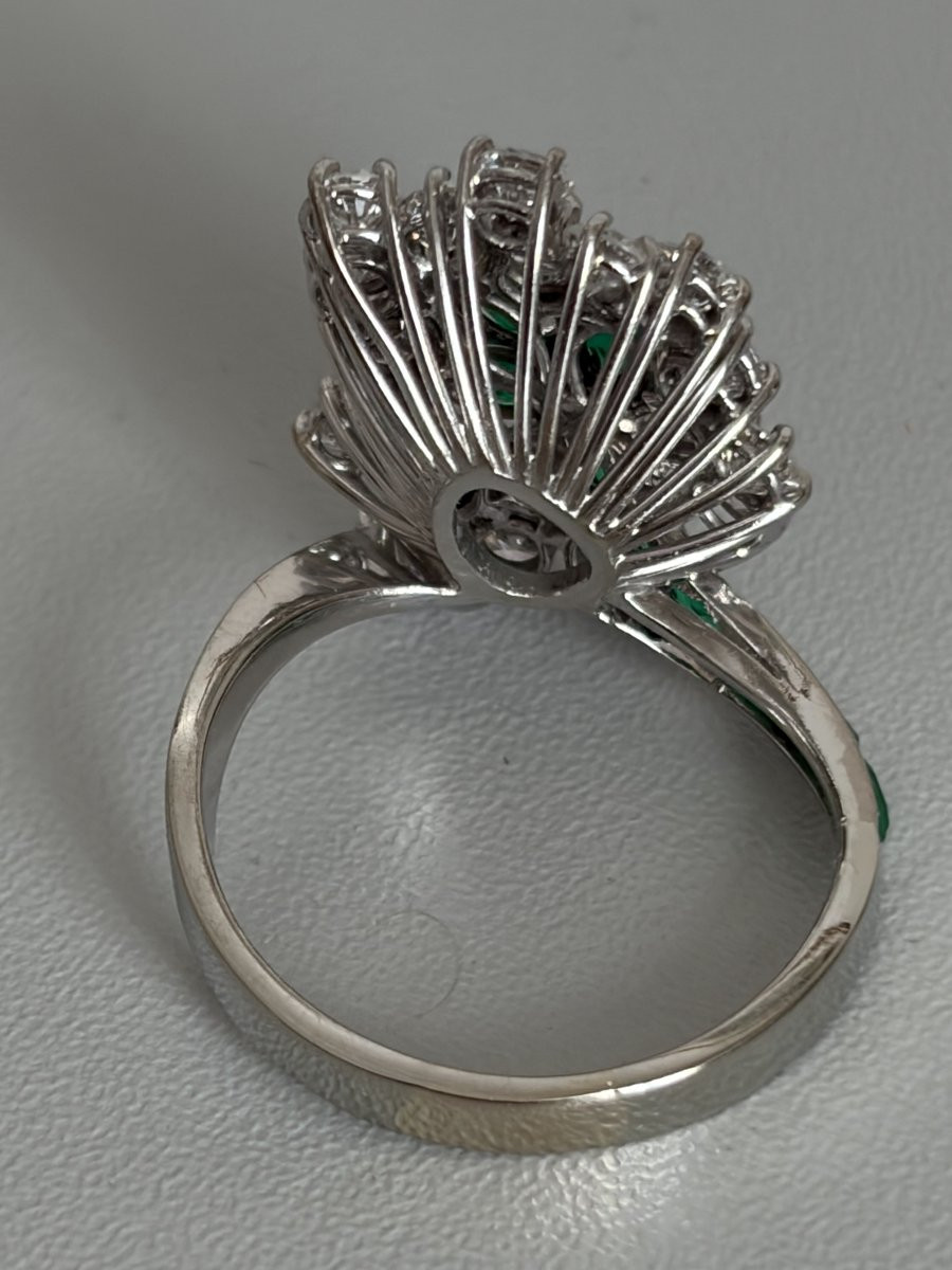 7458 - Bague Cocktail Or Gris Emeraudes Diamants-photo-3