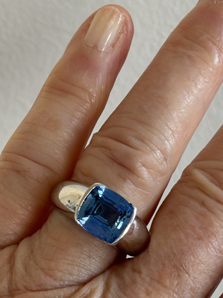 7479 - Ceylon Sapphire 4.20 Ct White Gold Wedding Band Ring-photo-1