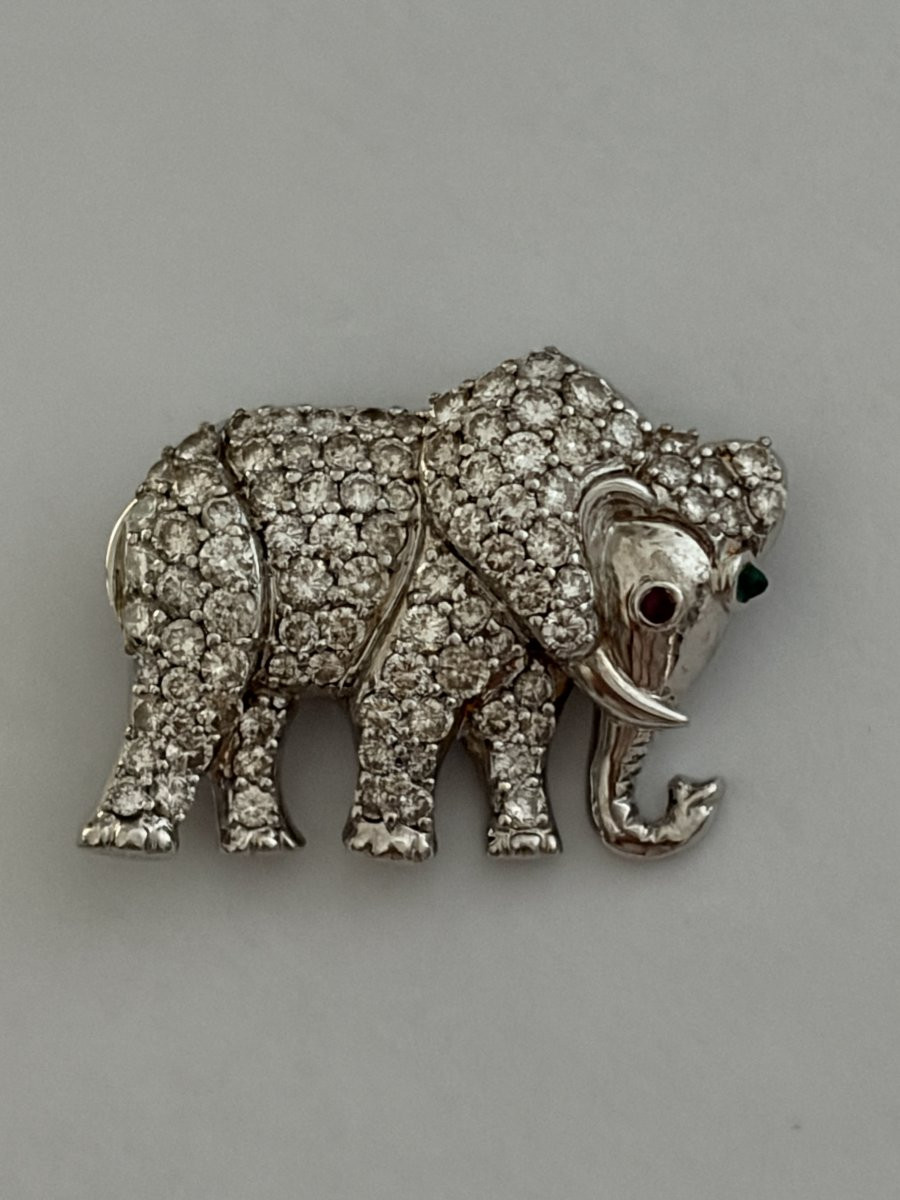 7482 - Elephant Brooch White Gold Diamonds-photo-4