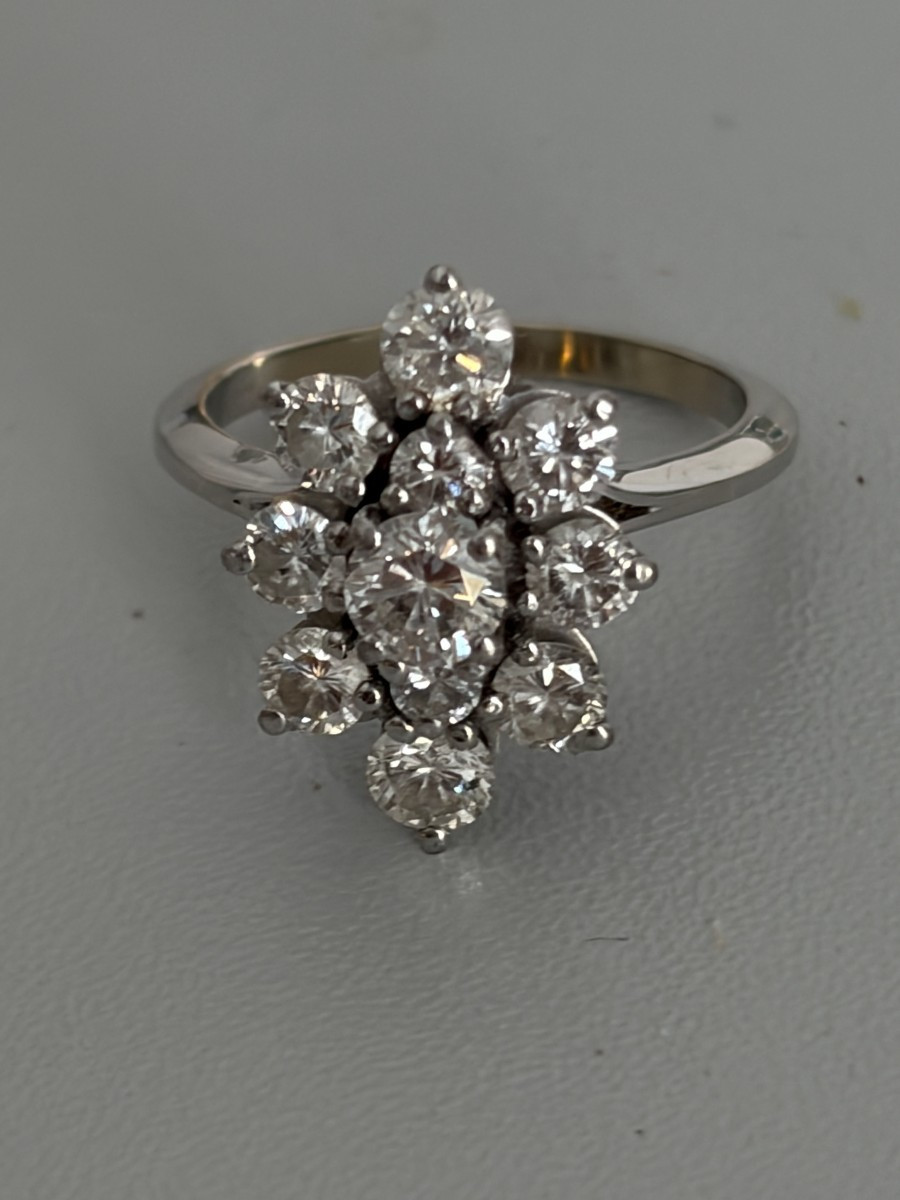 7516 - Marquise Ring White Gold Diamonds (1.60 Ct)