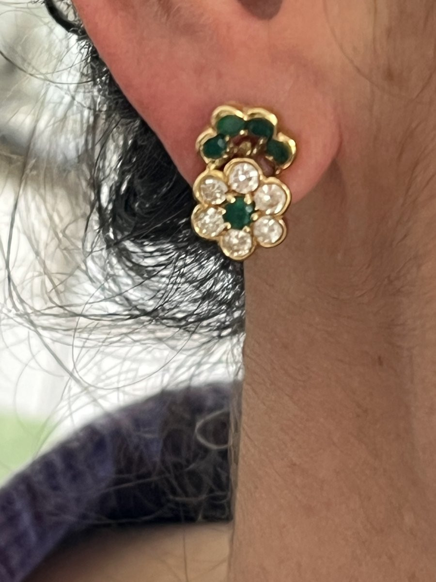 6643b - Vintage Flower Earrings Yellow Gold Emerald Diamonds-photo-2