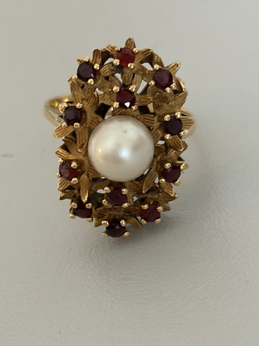 7564 - Bague Or Jaune Perle Akoya Pierres Rouges