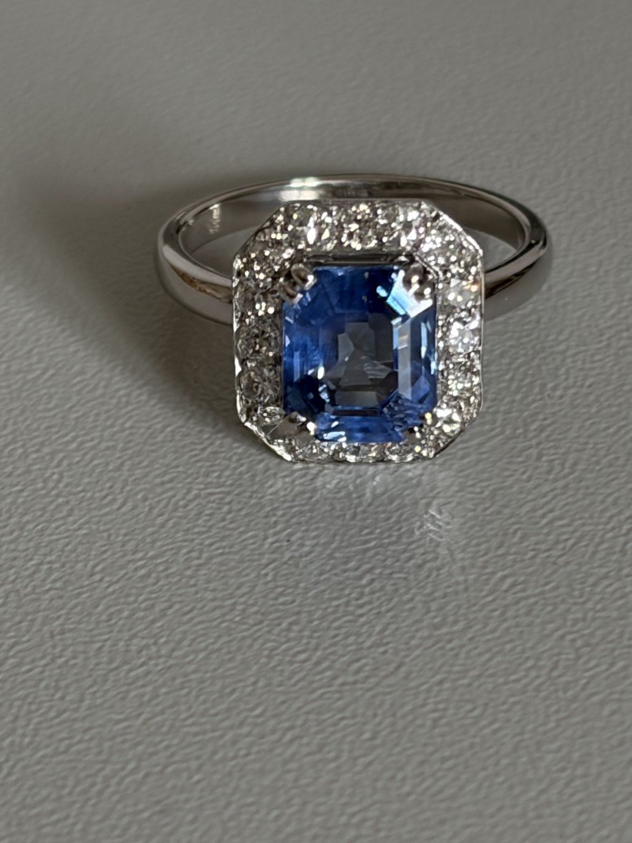 7000 - Bague Or Gris Saphir Ceylan Non Chauffé 3,00 ct Diamants
