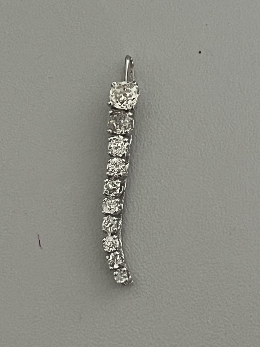 7202A- Pendentif Or Gris Diamants 0,70 ct