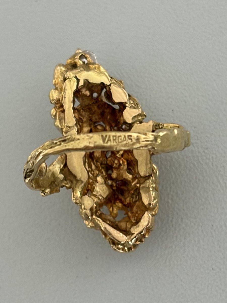 7635- Ruby Diamonds Textured Yellow Gold Modernist Ring-photo-4