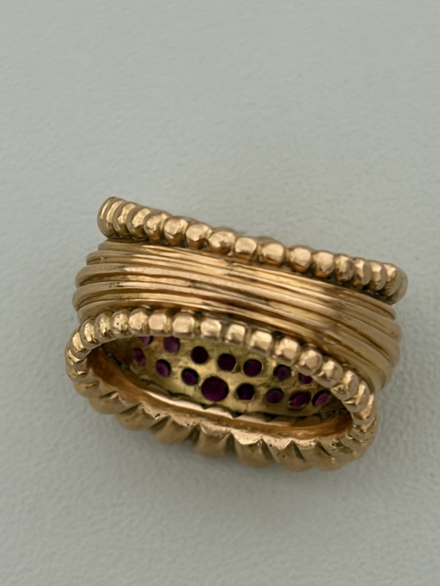 7650- Vintage Yellow Gold Ruby Band Ring-photo-4