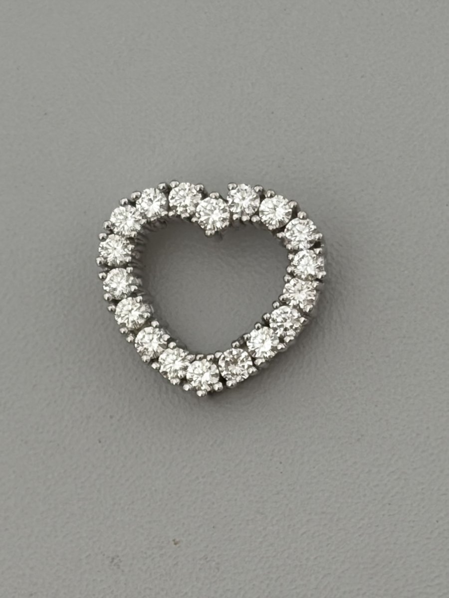7652- Pendentif Cœur Or Gris Diamants