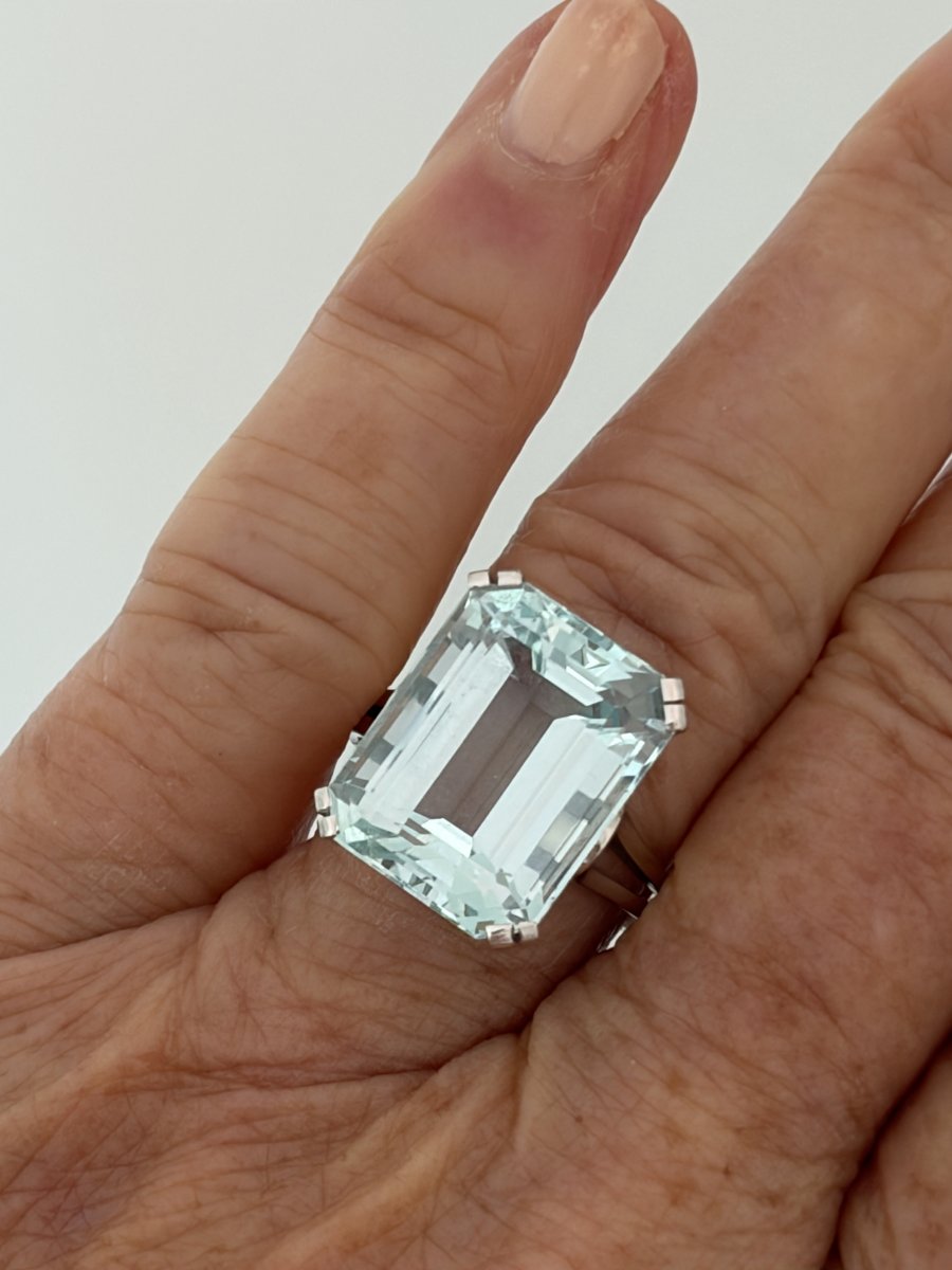 7753 - Vintage White Gold Aquamarine Ring, 12.00 Ct-photo-4