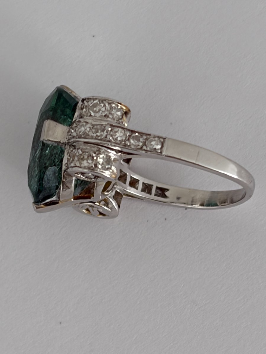 7903 - Platinum Ring With An 8.82-carat Certified Emerald And Diamonds-photo-3