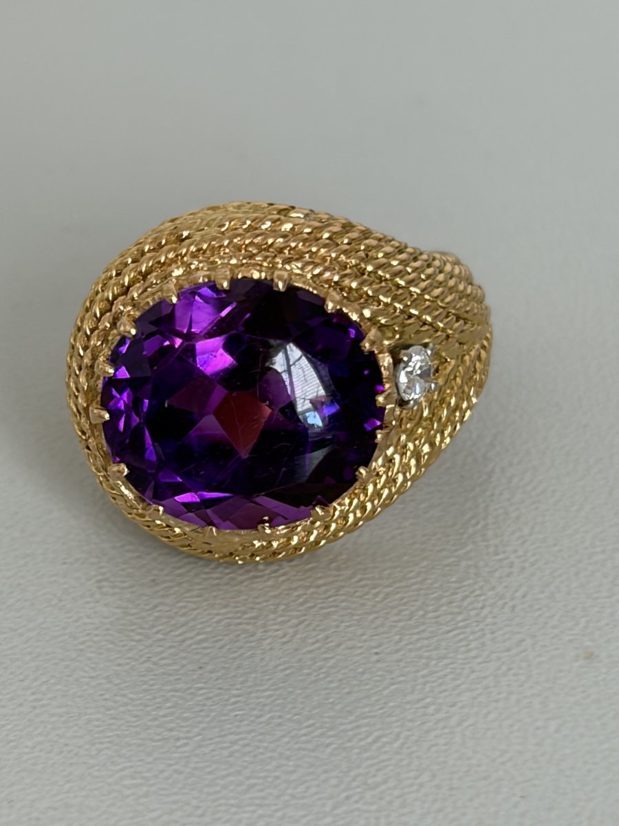 7926 - Vintage Yellow Gold Thread Ring With Amethyst And Diamonds