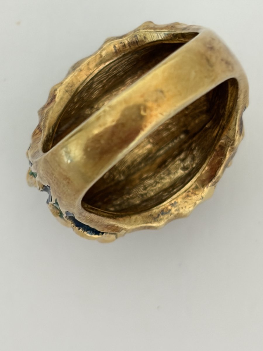 7786 - Large Vintage Yellow Gold Enamel Dome Ring-photo-4