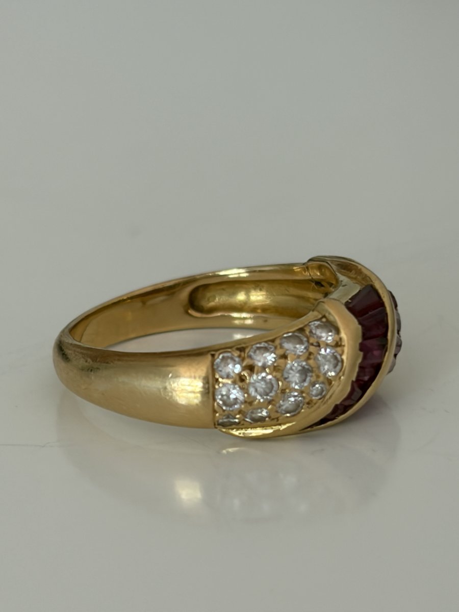 7823 - Vintage Yellow Gold Band Ring With Diamonds And Rubies-photo-2