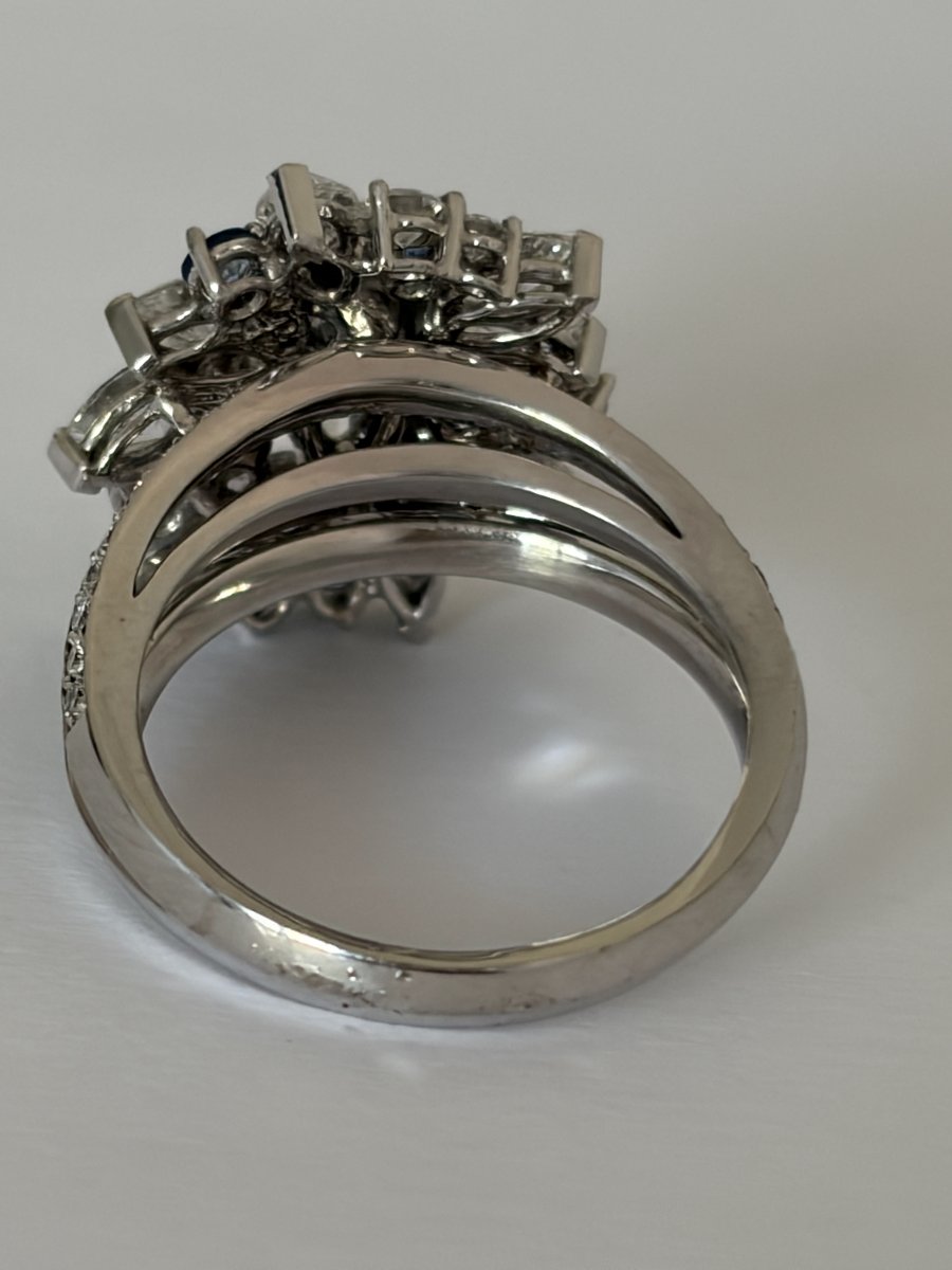7835 - White Gold Cocktail Ring With 3.30 Ct Diamonds And Sapphires-photo-3