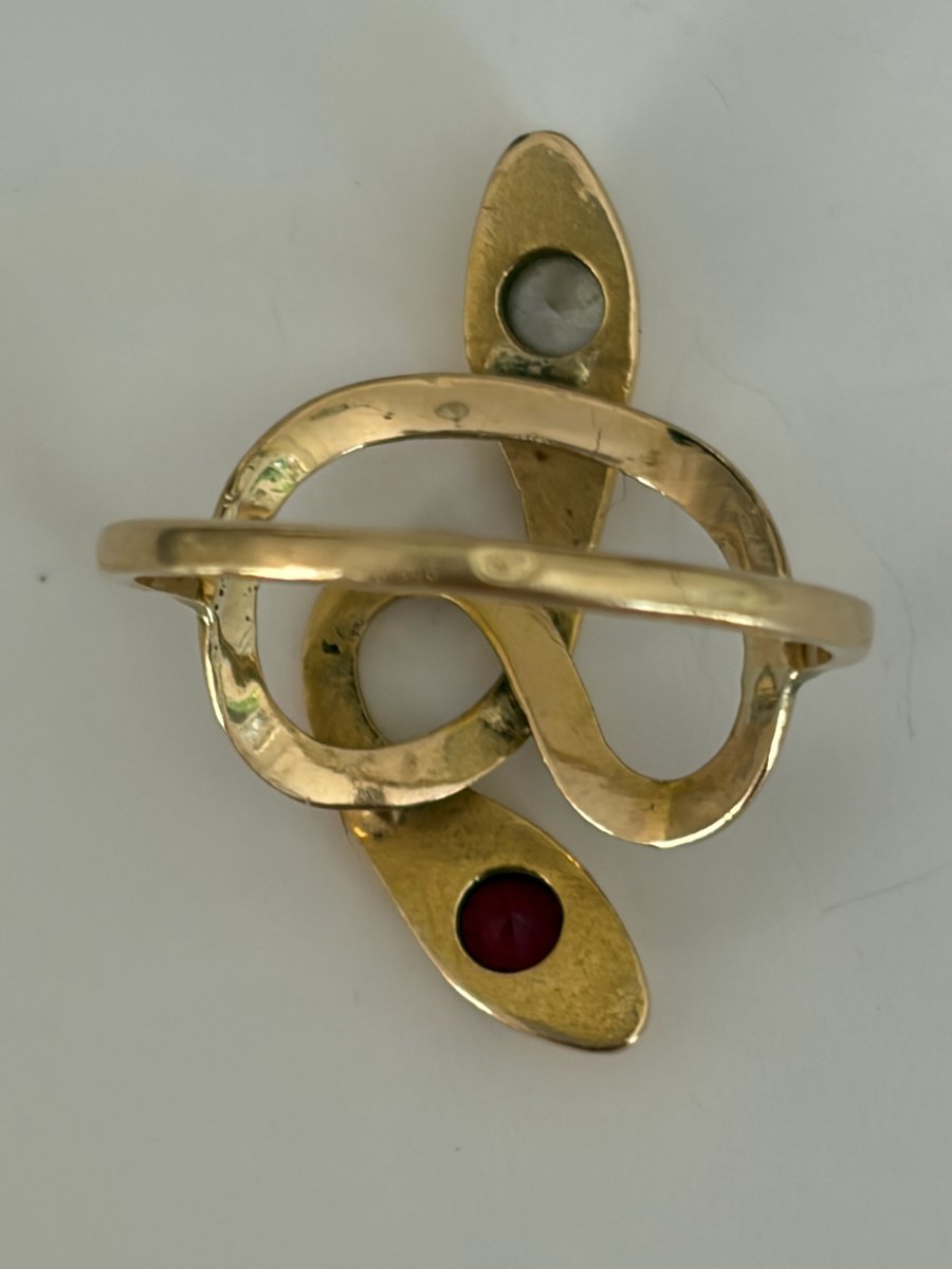 7841 - Yellow Gold Snake Ring With Red And White Stones-photo-3