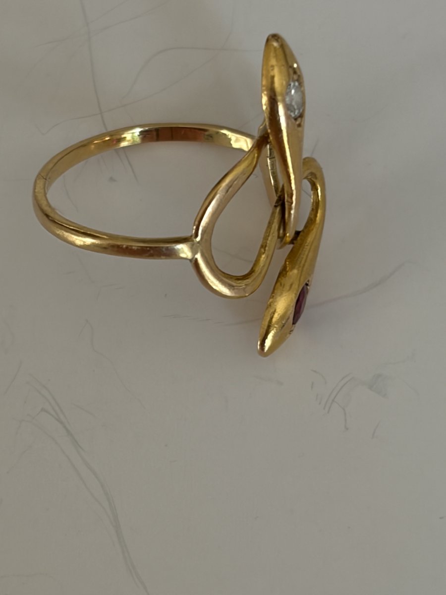 7841 - Yellow Gold Snake Ring With Red And White Stones-photo-2