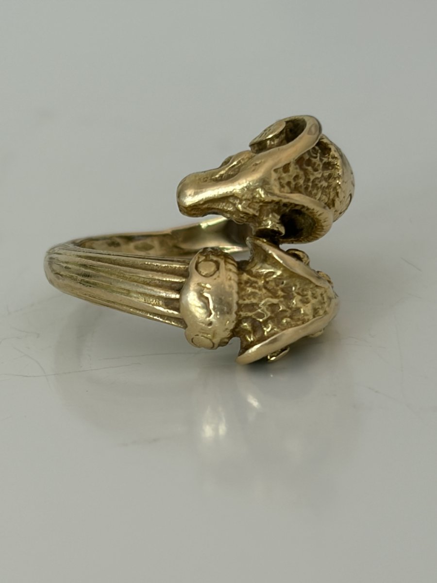 7856 - Vintage Yellow Gold Ram Ring-photo-1