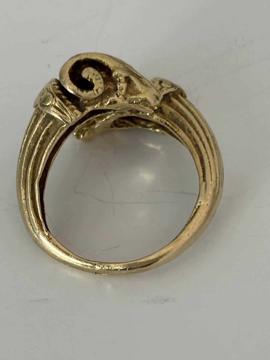 7856 - Vintage Yellow Gold Ram Ring-photo-2