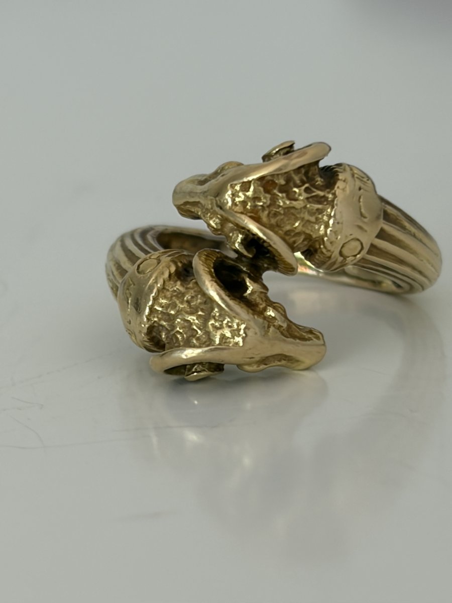 7856 - Vintage Yellow Gold Ram Ring