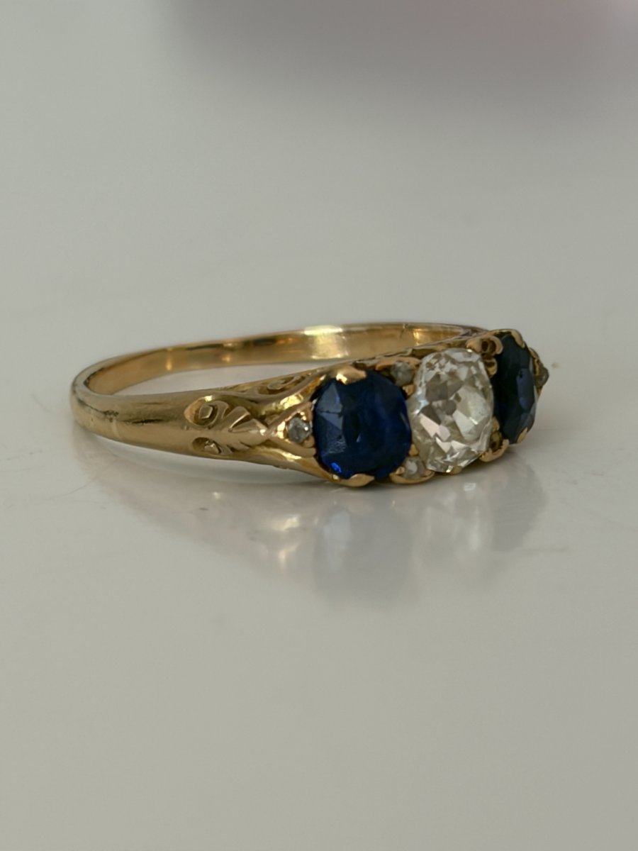 7895 - Vintage Yellow Gold Garter Ring With Diamonds And Sapphires-photo-4