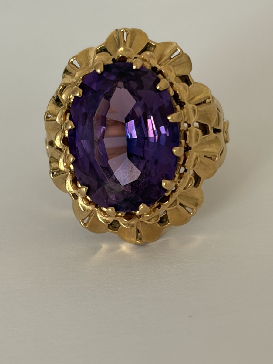 7964 - Vintage Yellow Gold Ring With Purple Stone