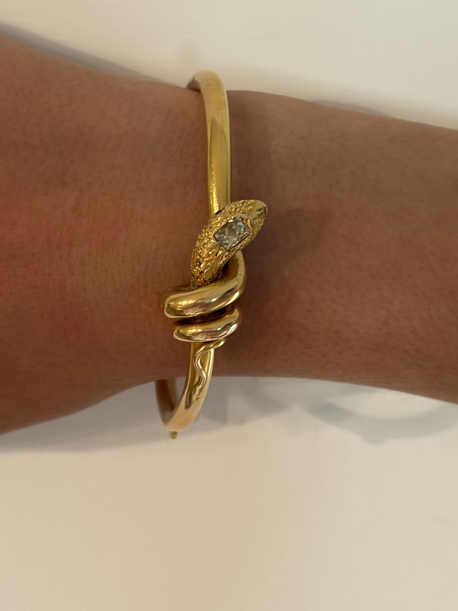 7971 - Yellow Gold Snake-motif Rigid Bangle With Diamonds And Rubies-photo-3