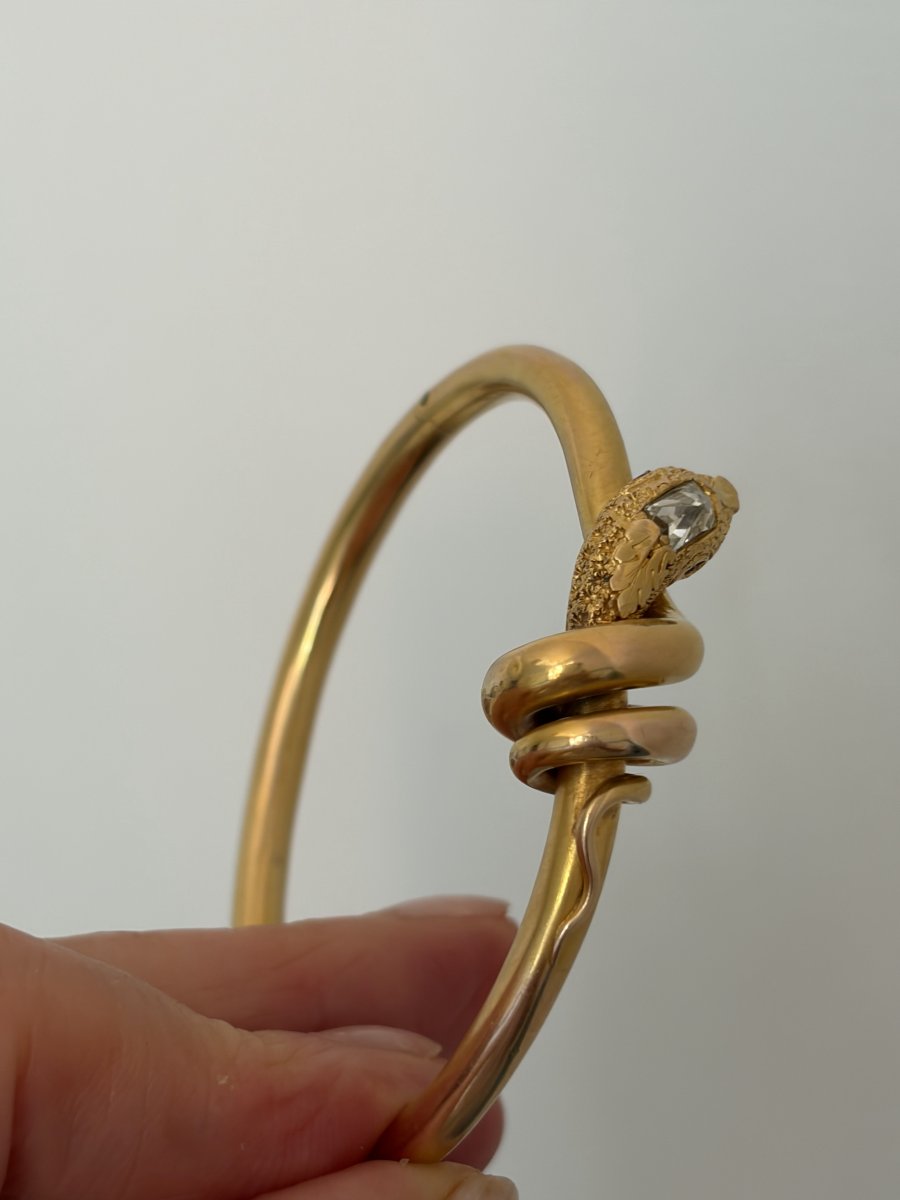 7971 - Yellow Gold Snake-motif Rigid Bangle With Diamonds And Rubies-photo-4
