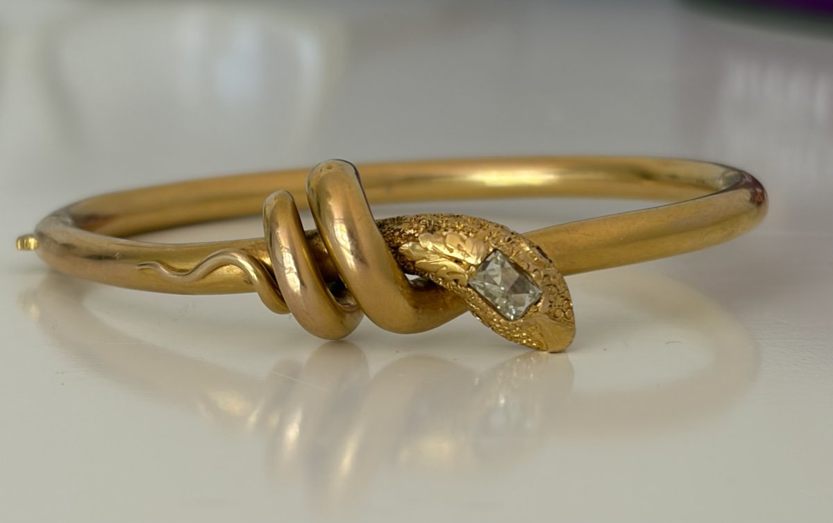 7971 - Yellow Gold Snake-motif Rigid Bangle With Diamonds And Rubies
