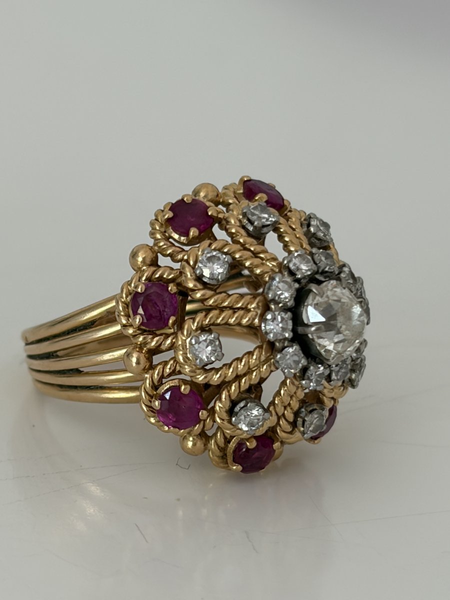 7978 - Vintage Dome Ring In Yellow Gold And Platinum With Diamonds And Rubies-photo-1