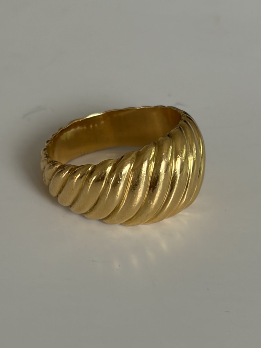 7998 - Vintage Yellow Gold Ribbed Band Ring-photo-3