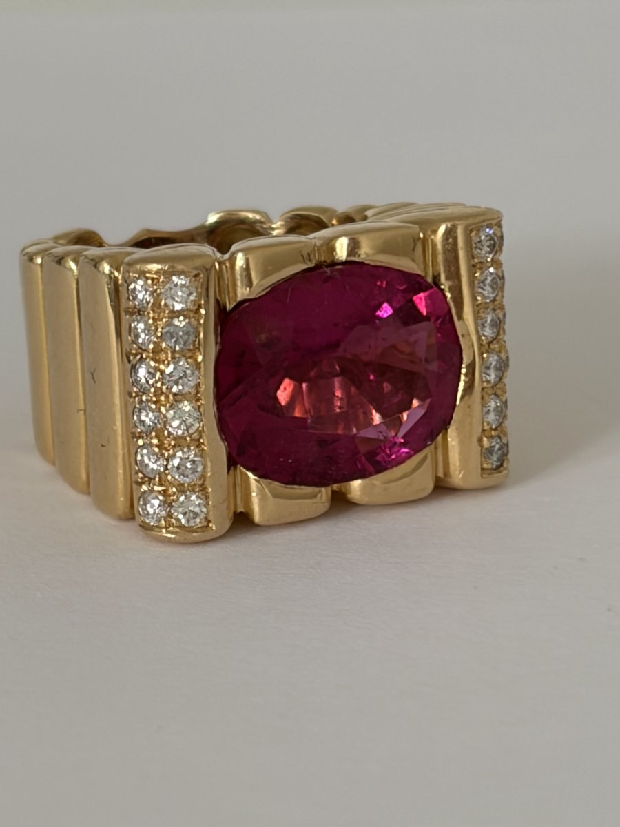 8053- Importante Bague Chevalière Or Jaune Rubellite Diamants-photo-2