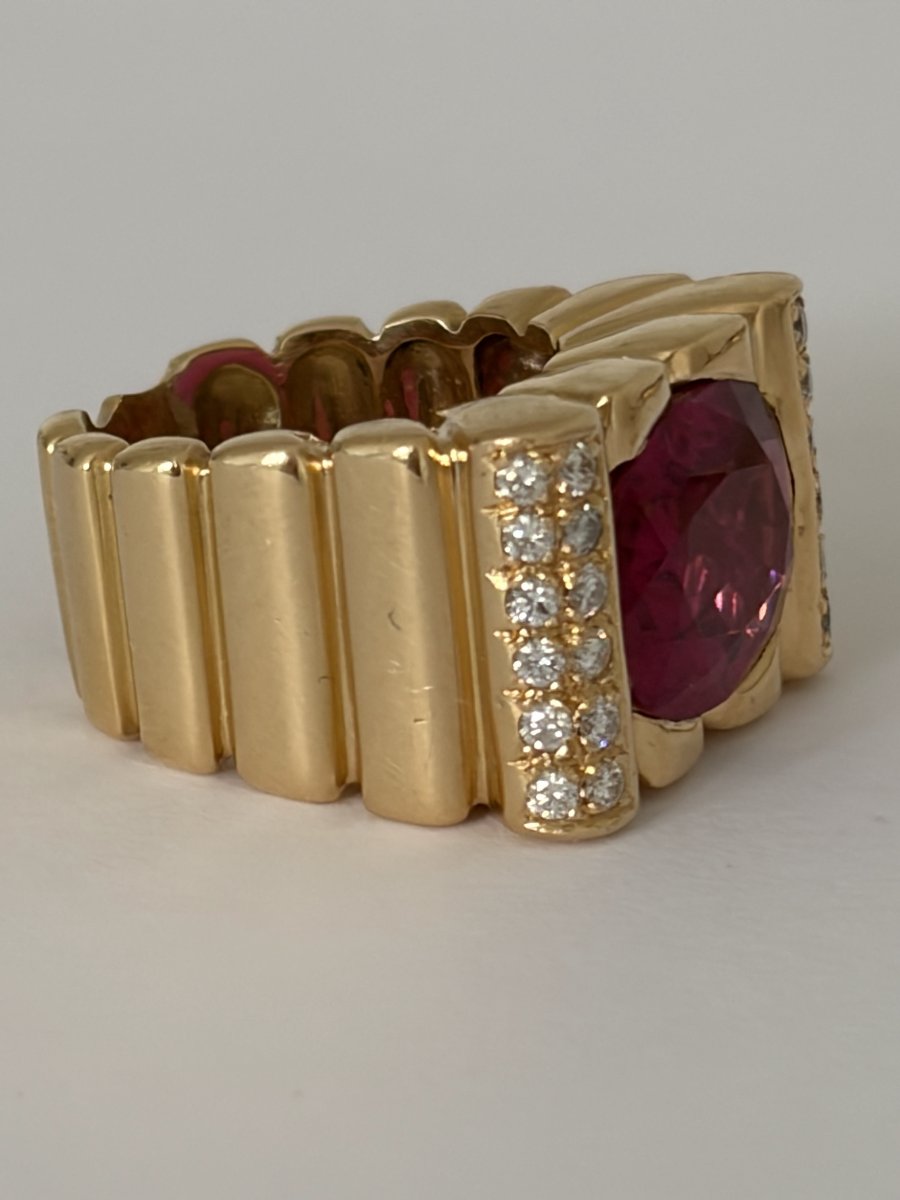 8053- Importante Bague Chevalière Or Jaune Rubellite Diamants-photo-4