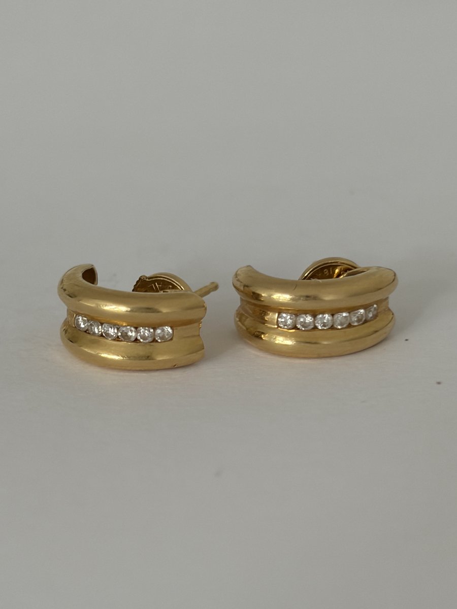 8056 - Vintage Yellow Gold Diamond Earrings