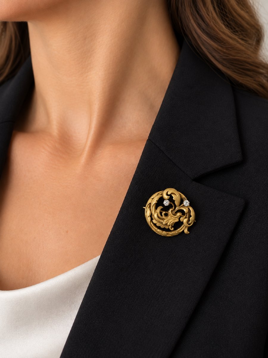 8033 - Antique Chimera Brooch In Yellow Gold With Diamonds-photo-2