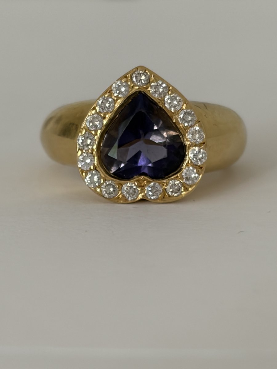8073 - Vintage Yellow Gold Amethyst Heart Ring With Diamonds