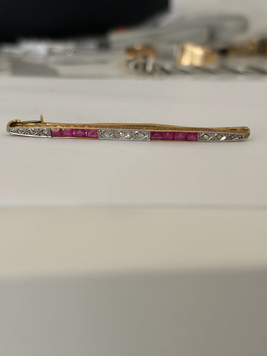 8095 - Art Deco Brooch In Yellow And Gray Gold With Diamonds And Rubies-photo-2
