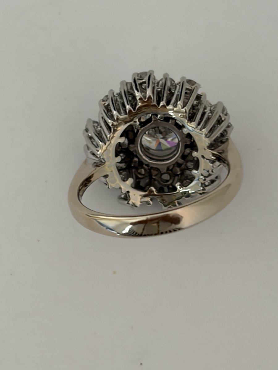 8108- Bague Fleur Vintage Or Jaune Diamants (1,00 ct au centre)-photo-2