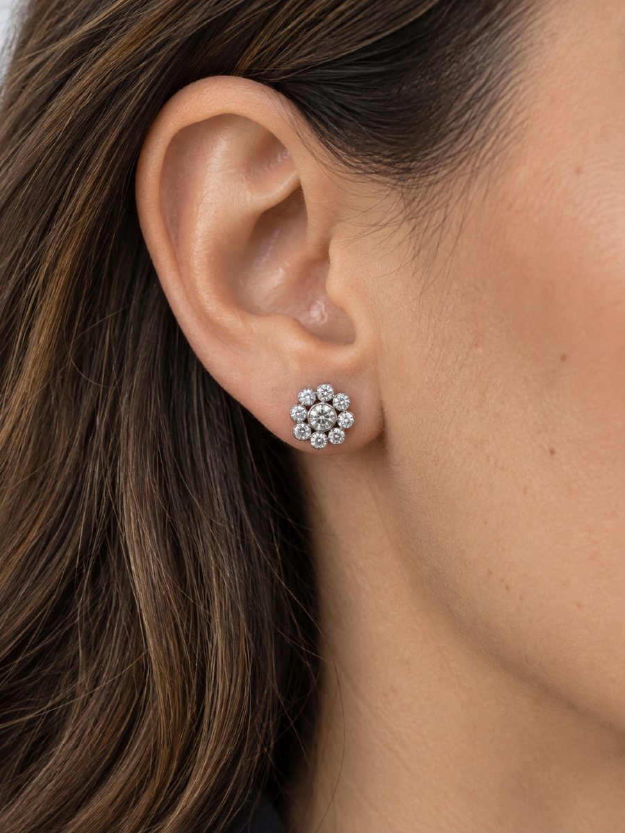 2048 - Yellow Gold Diamond Earrings-photo-1