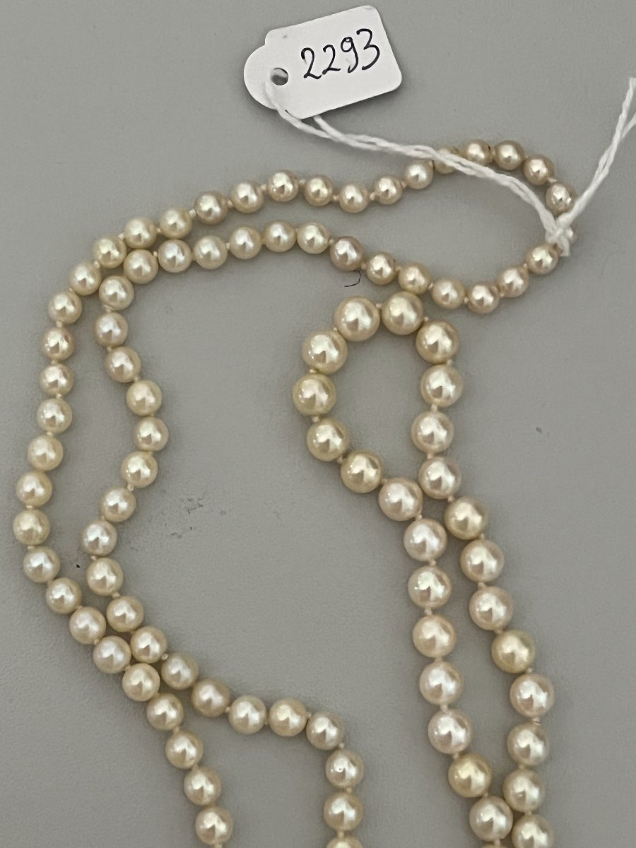 2293- Collier Sautoir de Perles de Culture Akoya