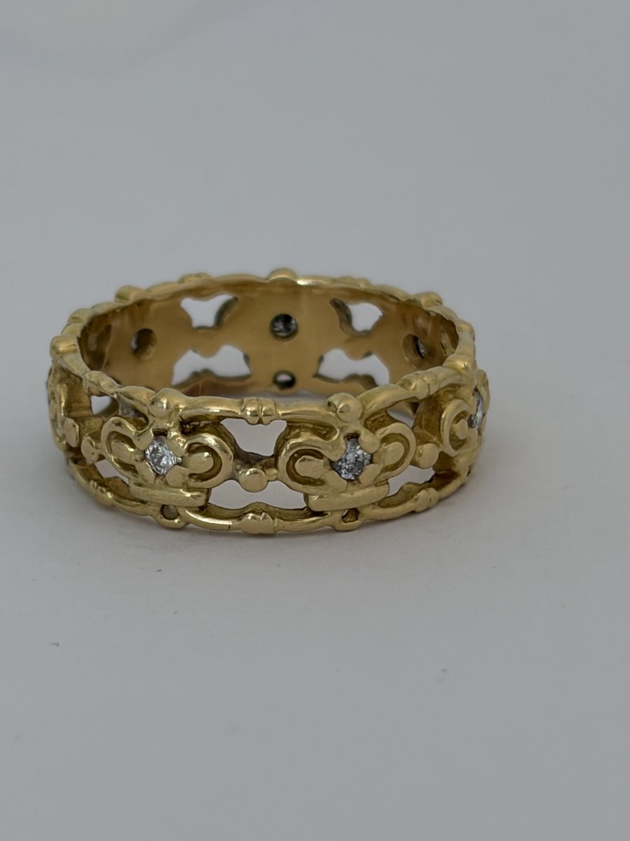 7743 - Vintage Domed Yellow Gold Diamond Ring