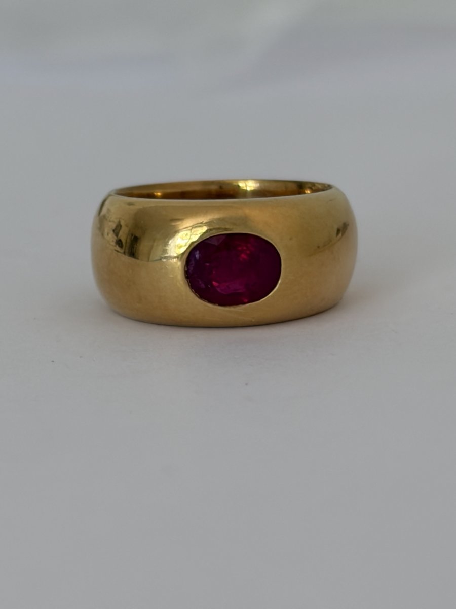 7821 - Yellow Gold Ruby Bangle Ring