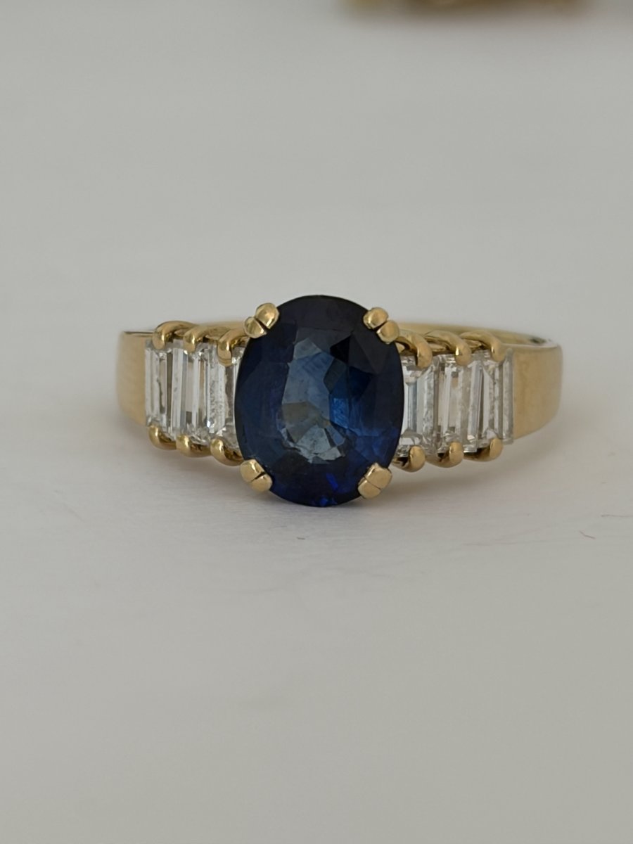 7940- Bague Or Jaune Saphir Diamants Baguette