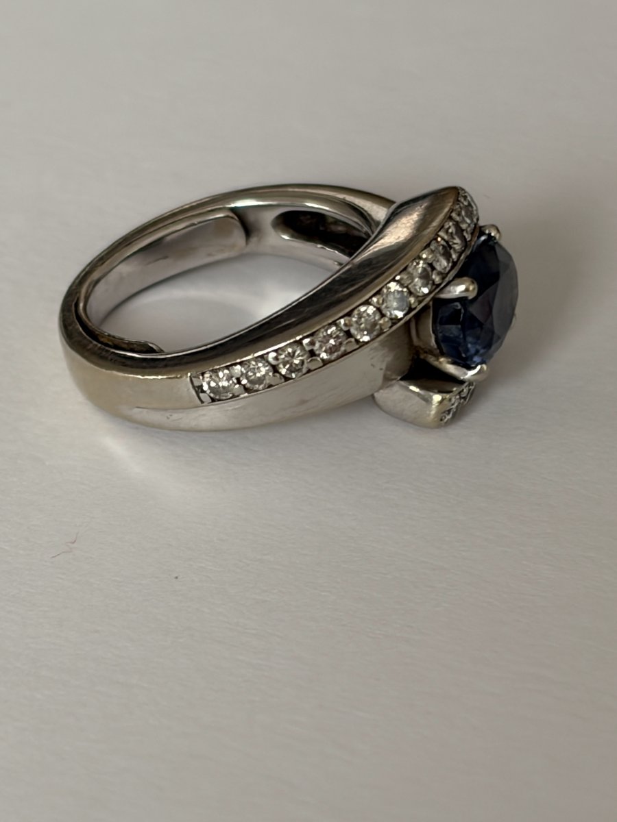 8027 - Vintage White Gold Ring With Tanzanite And Diamonds-photo-4